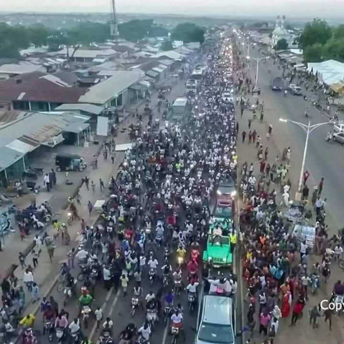 Thousands welcome Fancy Gadam to Tamale after #VGMA2018 win