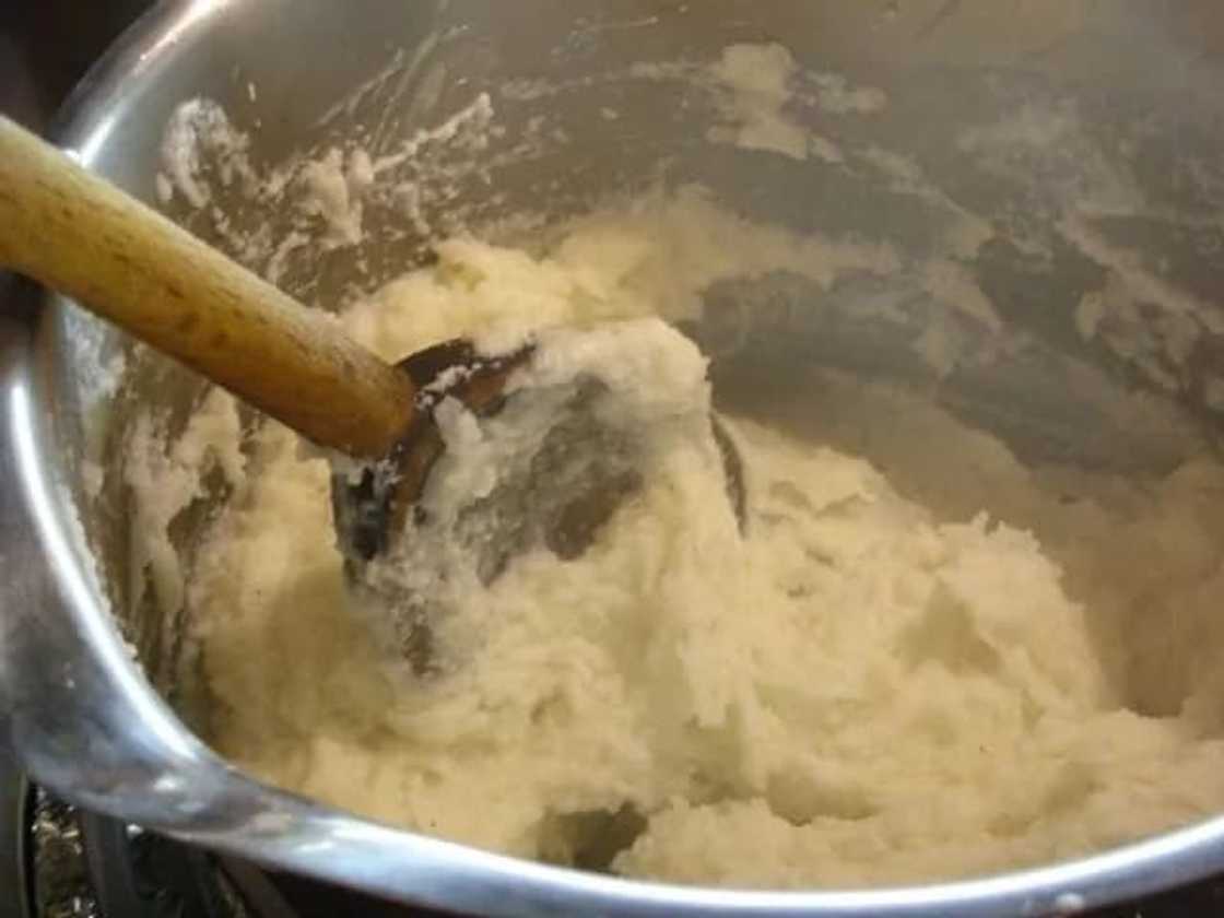 How to prepare banku How to prepare banku