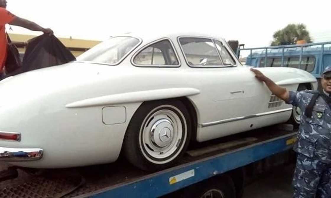 'Ring leader' of $3.2 million smuggled vintage Mercedes Benz cars busted 'Ring leader' of $3.2 million smuggled vintage Mercedes Benz cars busted