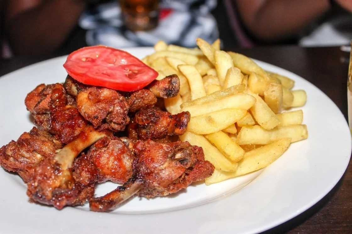 list of restaurants in kumasi,list of hotels in kumasi, restaurants in adum kumasi