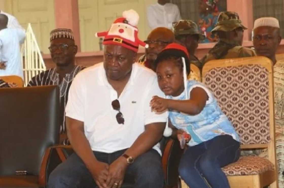 Farida Mahama almost taller than Lordina in latest photo Farida Mahama almost taller than Lordina in latest photo