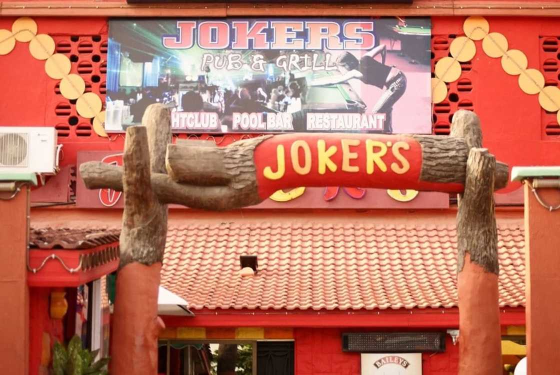 List of night clubs in Accra, Top nightclubs in Accra,
Ghana nightlife List of night clubs in Accra, Top nightclubs in Accra,
Ghana nightlife