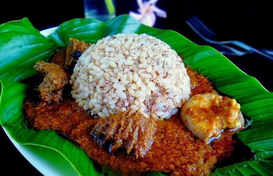 5 delicious Ghanaian meals with strange names