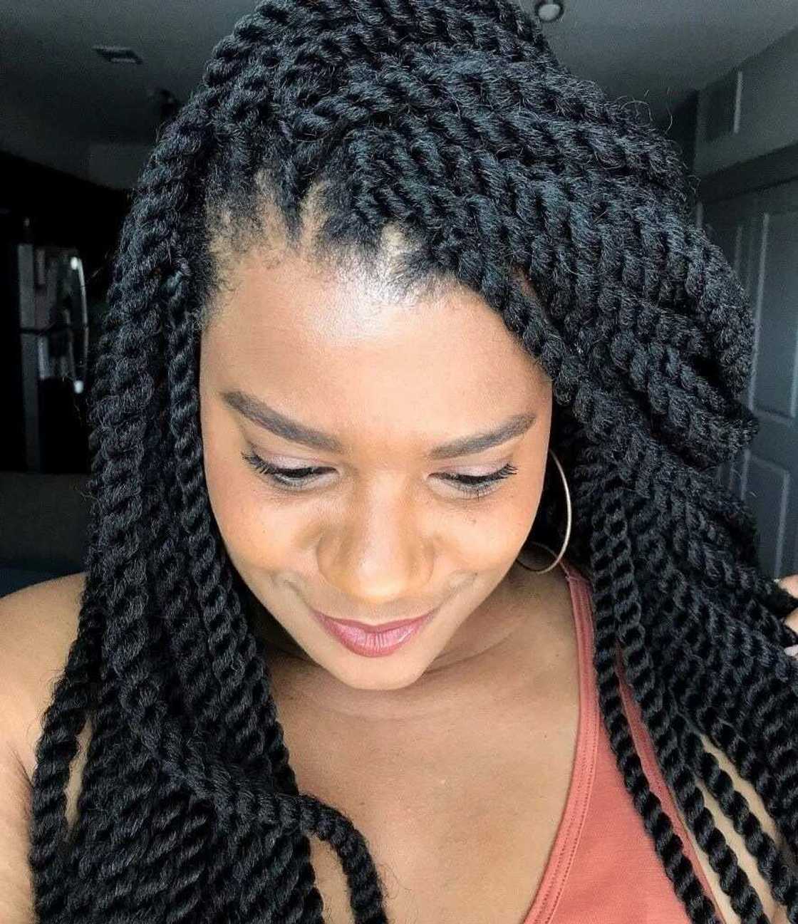 Types of braids in Ghana and how to do them