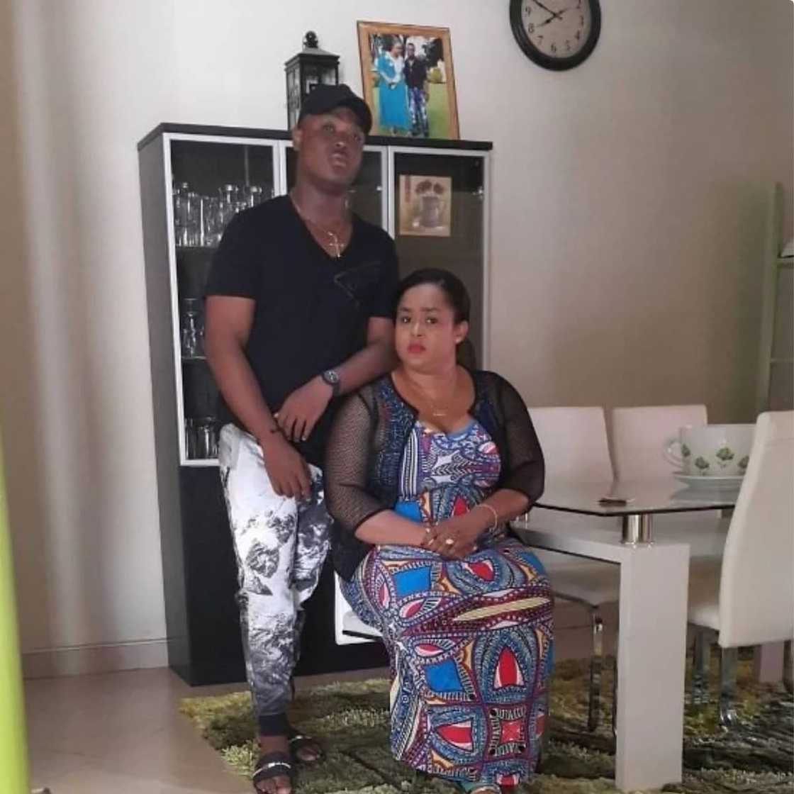 Vivian Jill Lawrence narrates how she got pregnant with her first son at age 15 Vivian Jill Lawrence narrates how she got pregnant with her first son at age 15