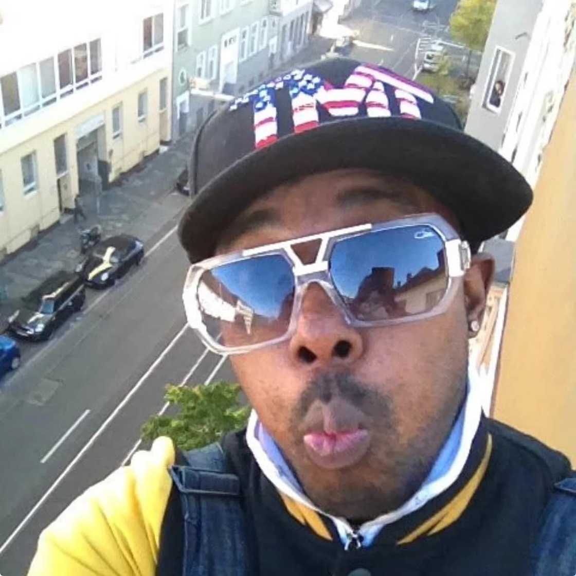 Sony Achiba spotted and he is looking very different than before Sony Achiba spotted and he is looking very different than before