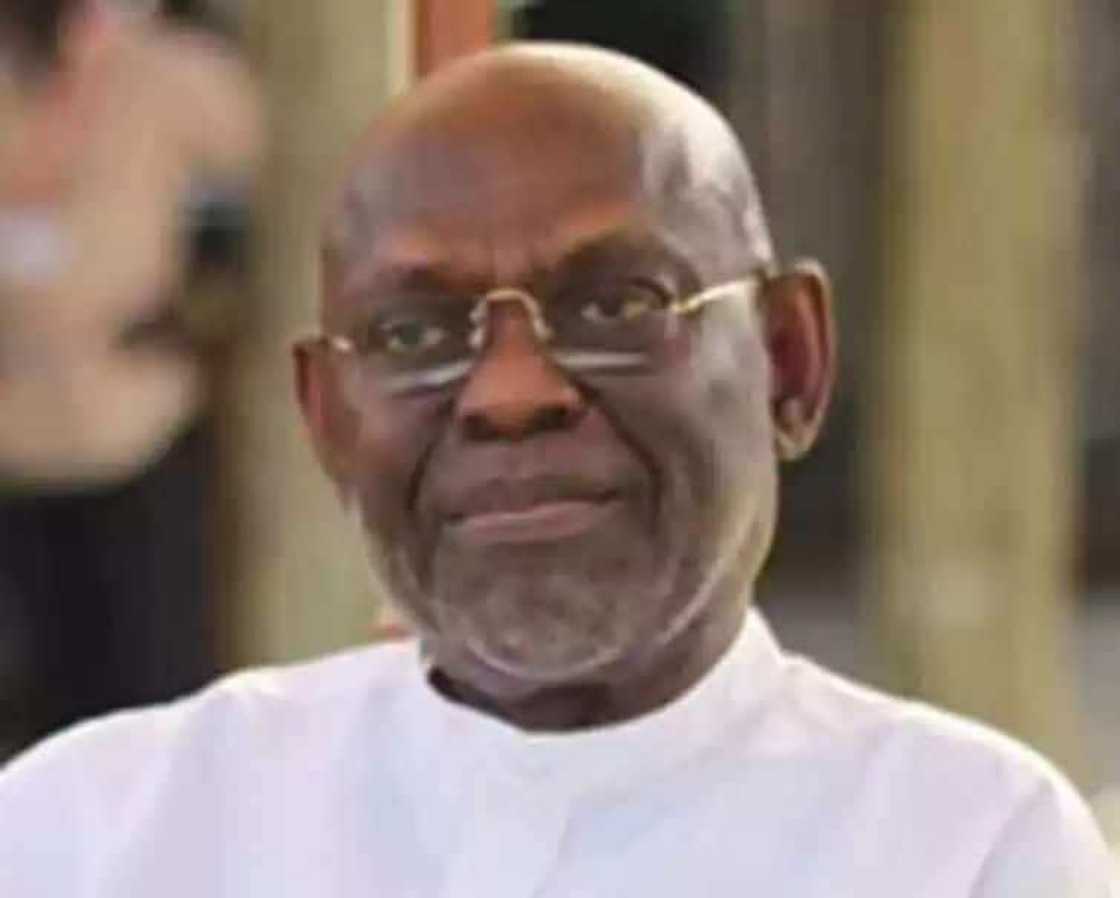 A man wearing spectacles A man wearing spectacles