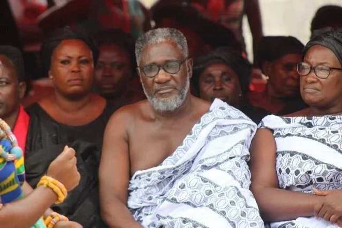 Ebony's dad and mum at her burial ceremony