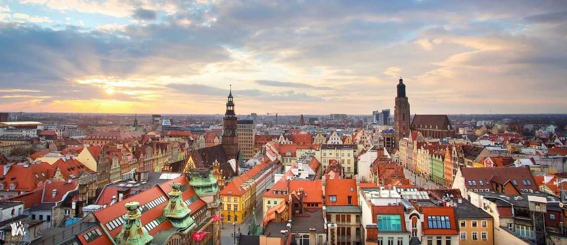 List of big cities in Poland
Names of cities in Poland
Capital of Poland
Biggest cities in Poland