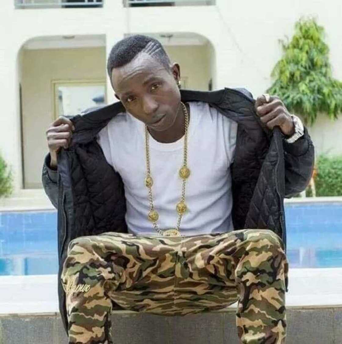 Your fans will reject you soon- Hiplife artist warns Patapaa over his 'One Corner' hit