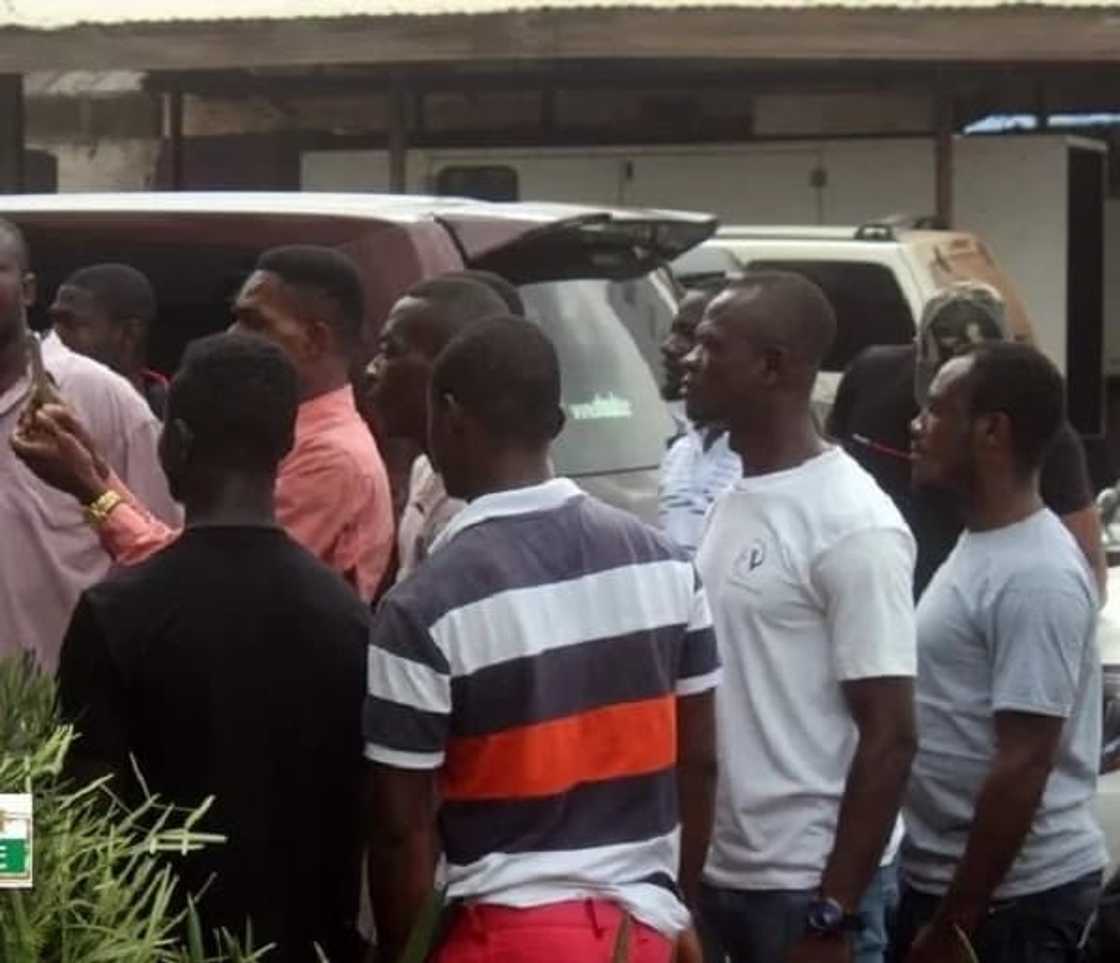 Drivers in Accra name corrupt Nima Police Officer Drivers in Accra name corrupt Nima Police Officer