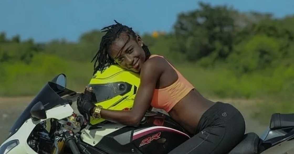 Here are all the 8 types of policemen you will meet daily in Ghana Here are all the 8 types of policemen you will meet daily in Ghana