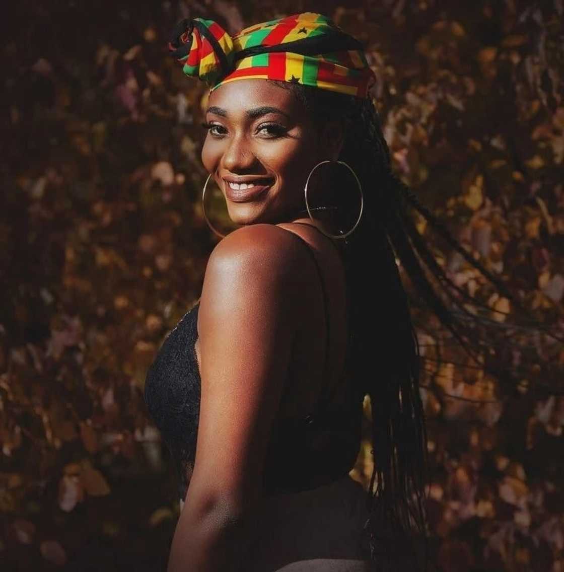 Wendy Shay, Ghanaian Musicians, Body Enhancements, Ghanaians Singers, Tracy Shay, Too Late Music Video, BBL Wendy Shay, Ghanaian Musicians, Body Enhancements, Ghanaians Singers, Tracy Shay, Too Late Music Video, BBL