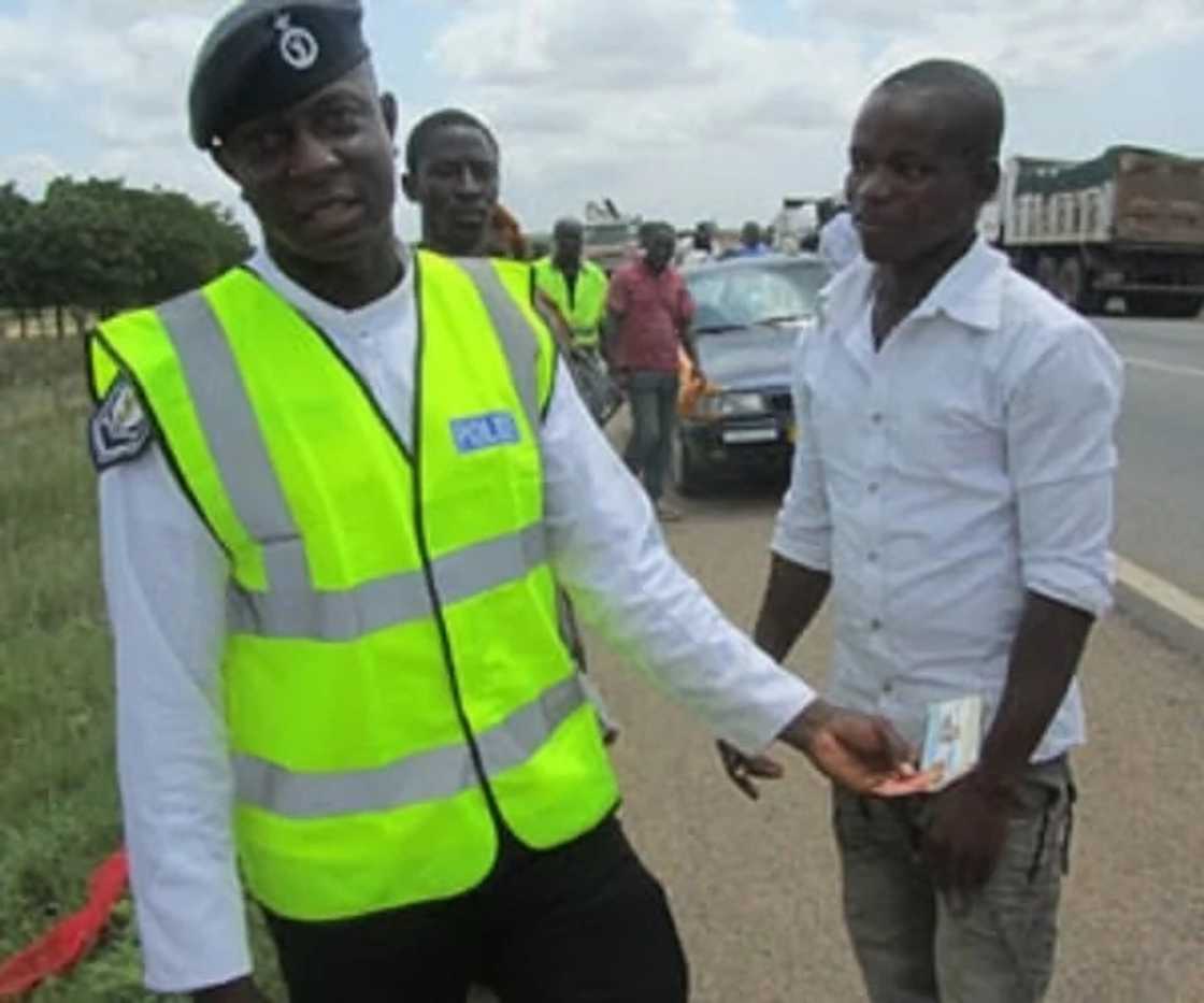 Here are all the 8 types of policemen you will meet daily in Ghana Here are all the 8 types of policemen you will meet daily in Ghana