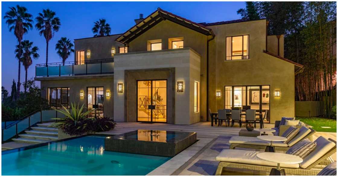 Rihanna's house Rihanna's house