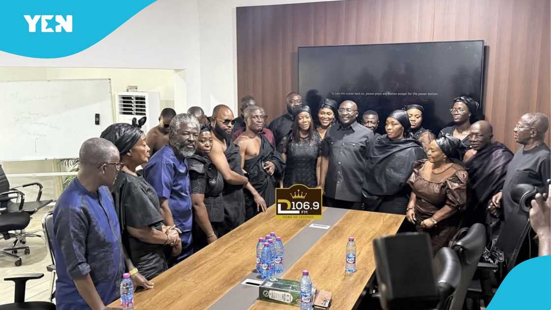 Mahamudu Bawumia, Bawumia Lumba family, Lumba one week, Lumba family Bawumia visit, Bawumia donates Lumba family Mahamudu Bawumia, Bawumia Lumba family, Lumba one week, Lumba family Bawumia visit, Bawumia donates Lumba family