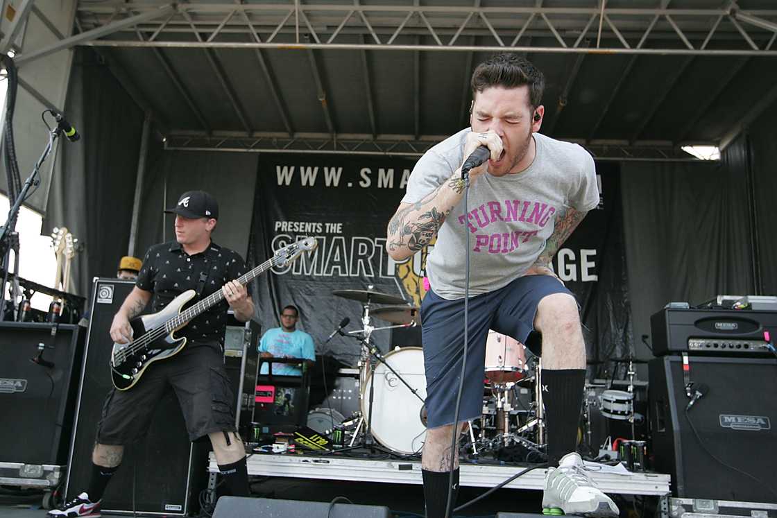 Musician Mike Glita (L) and vocalist Buddy Nielson (R) Musician Mike Glita (L) and vocalist Buddy Nielson (R)