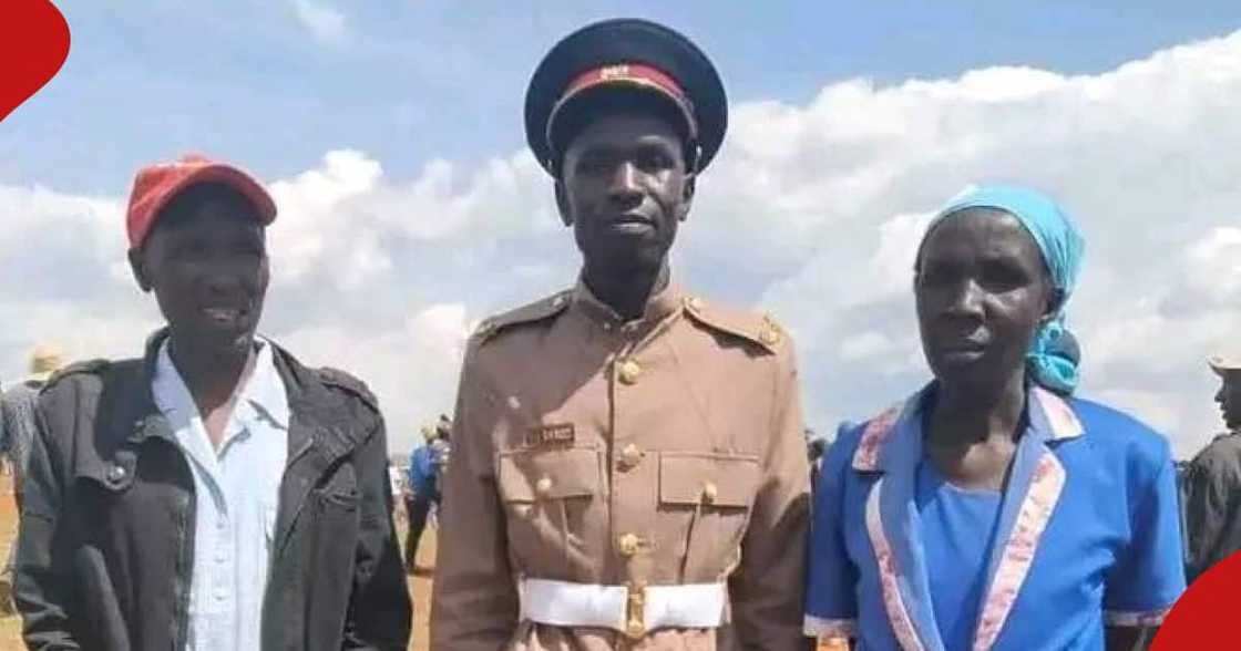 Kibet Ronda with his parents after his passout from KDF.