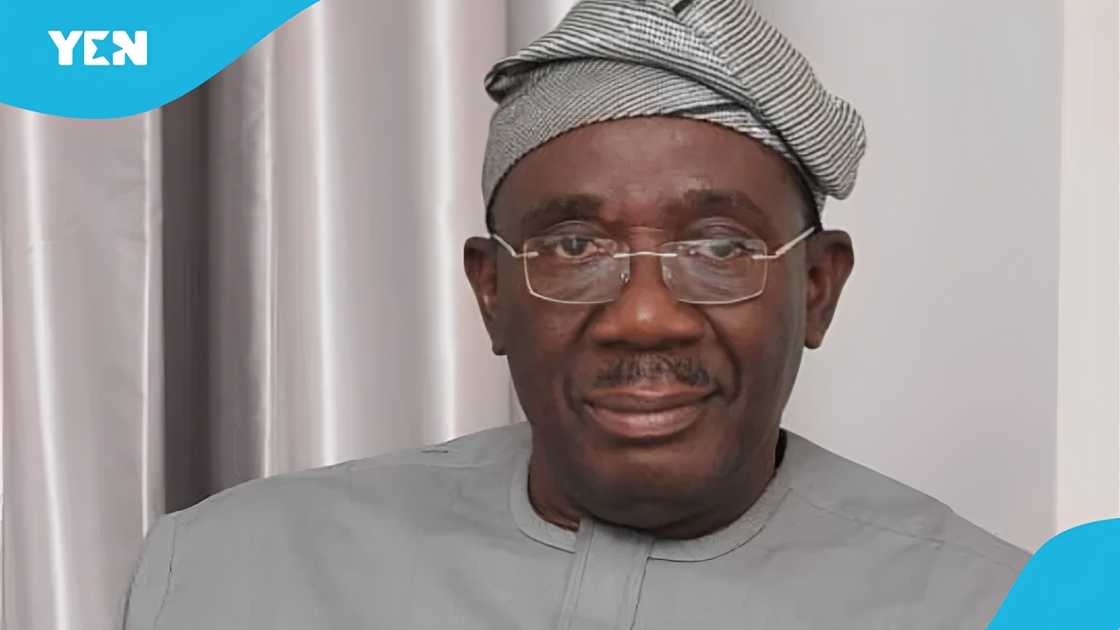 Senator Francis Fadahunsi, Osun State Police Command, APC rally Ilesa, Accord Party, Senator Francis Fadahunsi video, Ademola Adeleke, Nigerian politics, Senator Francis Fadahunsi threats
