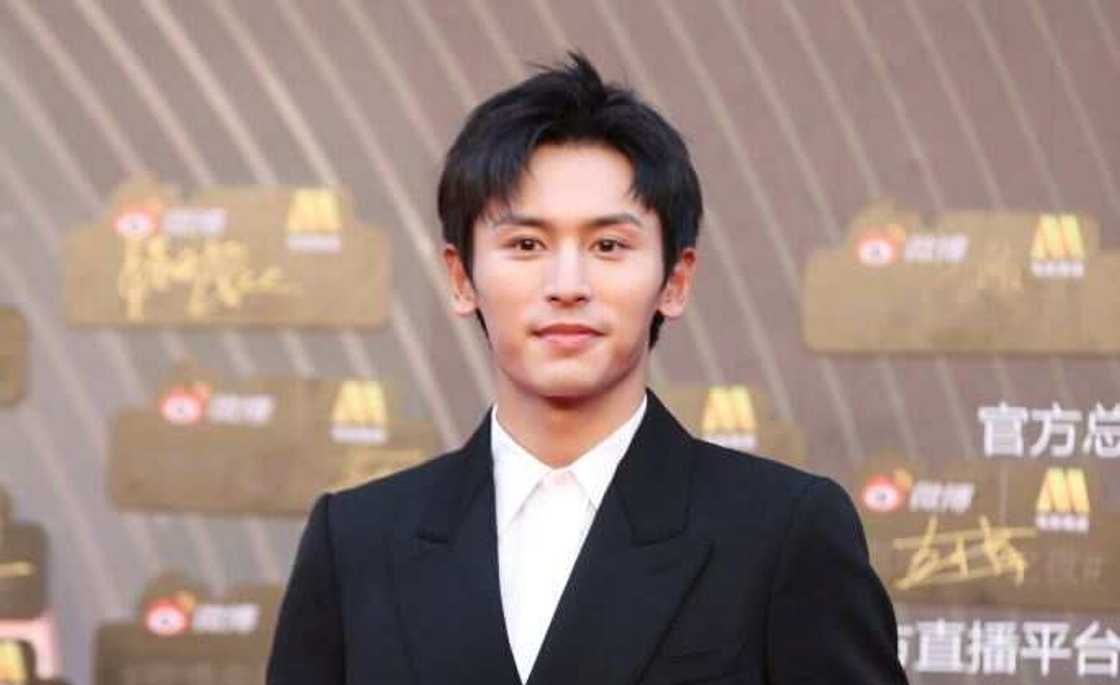 Zhang Zhehan Zhang Zhehan