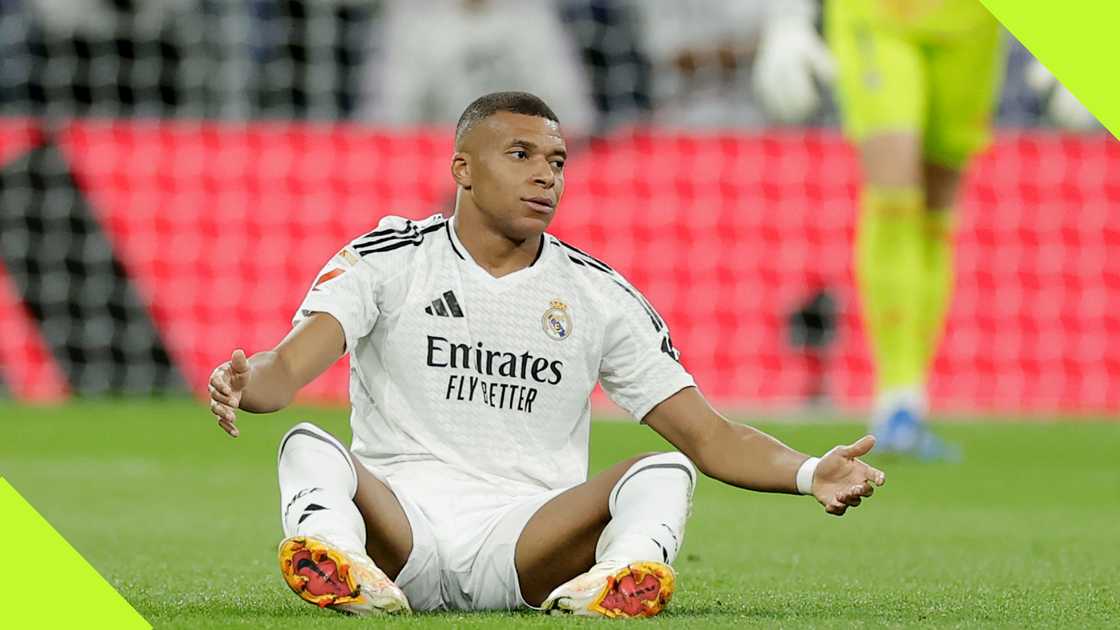 Kylian Mbappe suffered an injury against Deportivo Alaves, which rules him out of action for the next three weeks. Kylian Mbappe suffered an injury against Deportivo Alaves, which rules him out of action for the next three weeks.