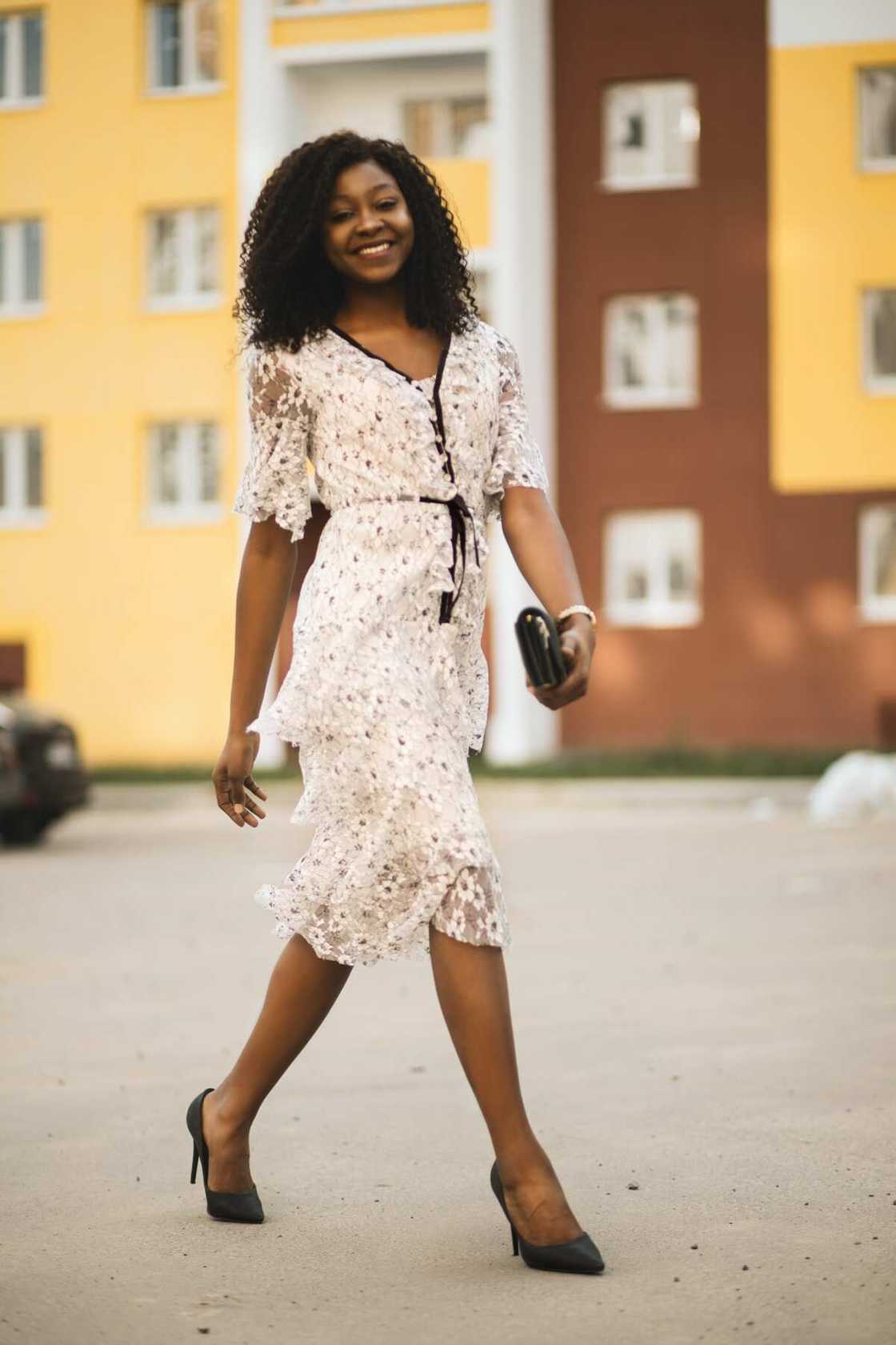 lace dress styles for ladies