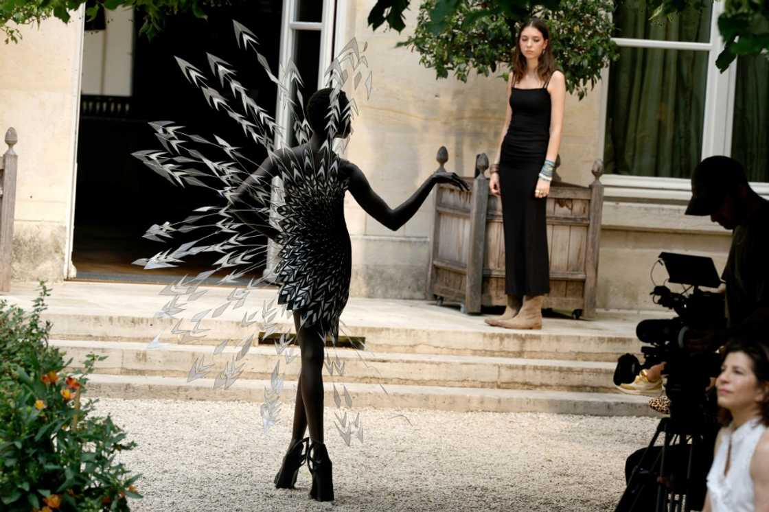 Models say they feel pressure to avoid not just food but also exercise Models say they feel pressure to avoid not just food but also exercise