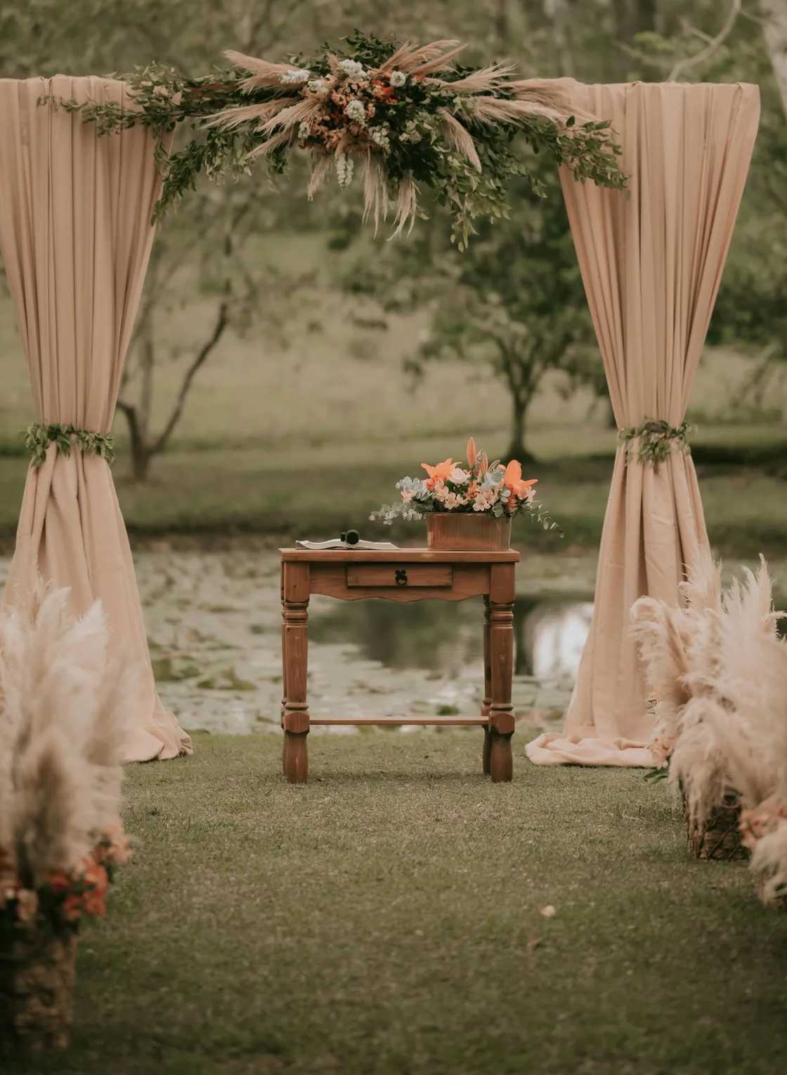 Wedding arch