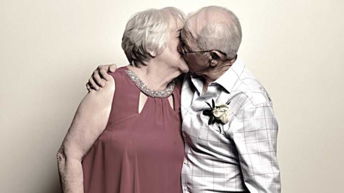 High school sweethearts reunite and marry after 68 years apart High school sweethearts reunite and marry after 68 years apart