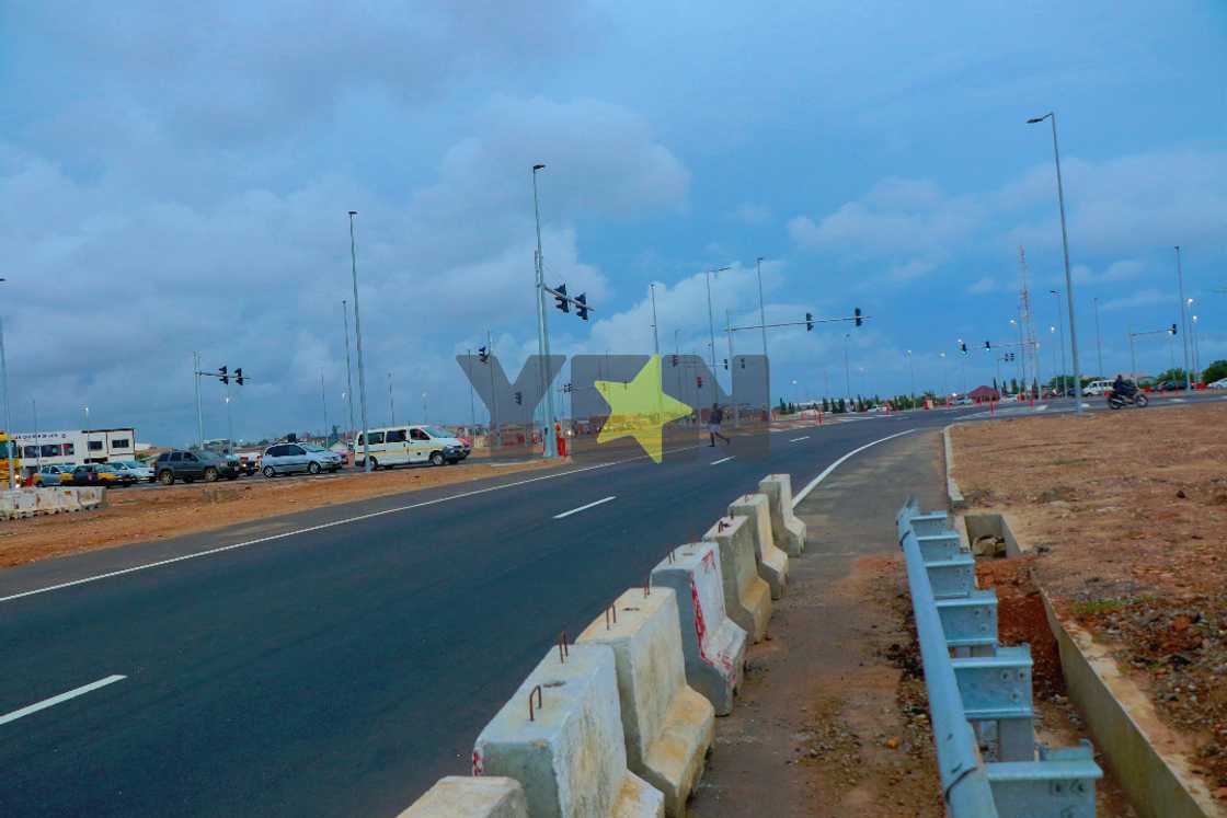 8 jaw-dropping photos of newly built Motorway Roundabout at different times of day 8 jaw-dropping photos of newly built Motorway Roundabout at different times of day