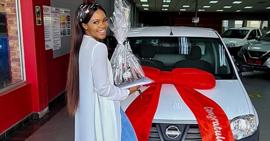 Young Lady Proudly Celebrates as Her Side Hustle Helps Her Buy New Car Young Lady Proudly Celebrates as Her Side Hustle Helps Her Buy New Car