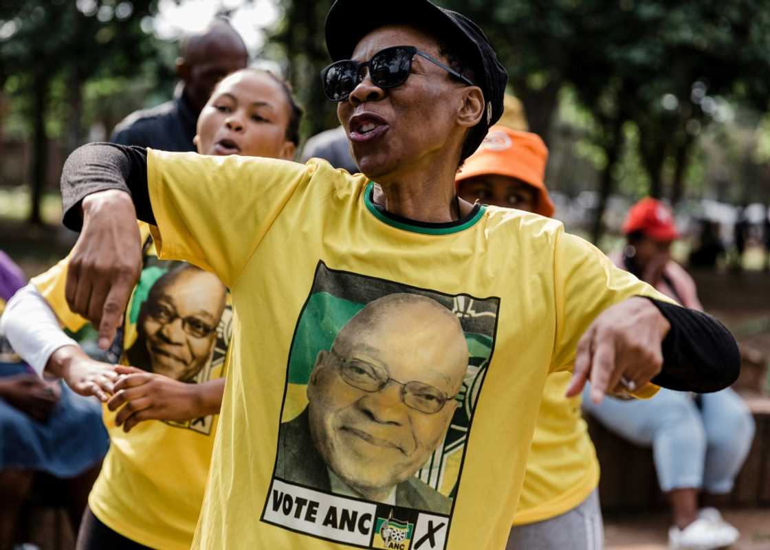 Zuma still wields clout among grassroots ANC members despite his graft-tainted image Zuma still wields clout among grassroots ANC members despite his graft-tainted image