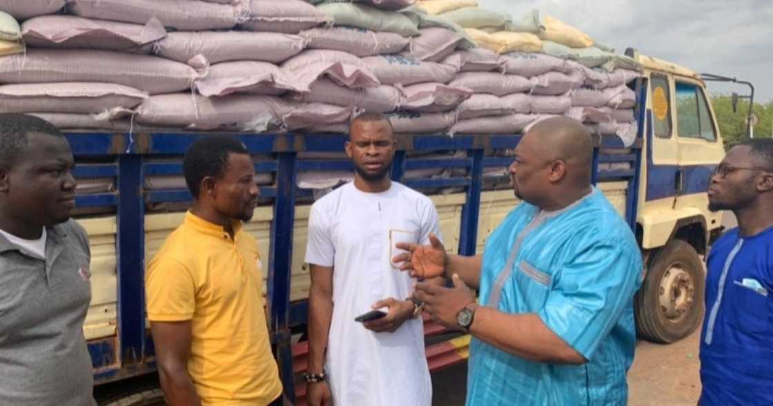 Farouk Aliu Mahama donates 1,000 bags of sugar to Muslim communities in Yendi Farouk Aliu Mahama donates 1,000 bags of sugar to Muslim communities in Yendi
