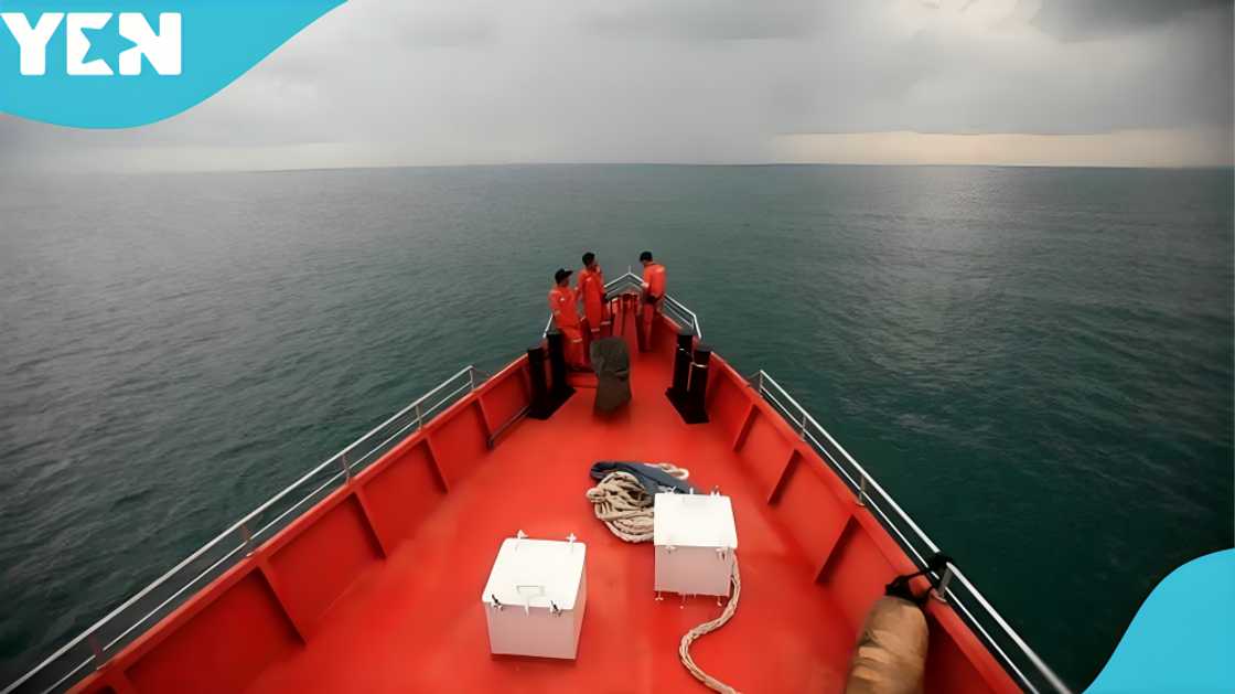 Indonesia ferry accident, Virgo Transport 8, Java Sea ferry incident, ferry carrying 243 people, Indonesia search and rescue, missing passenger ferry, Virgo Transport 8 rescue operation, Banjarmasin Search and Rescue, Java Sea bad weather