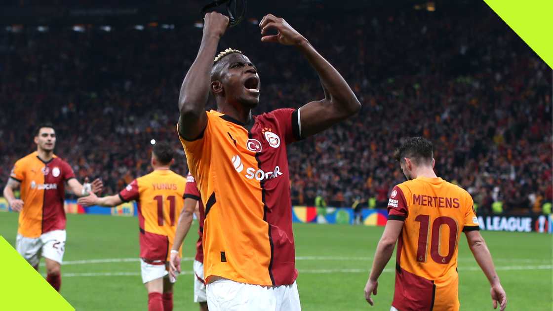 Victor Osimhen, Dries Mertens, Yunus Akgun, Galatasaray, Tottenham, UEFA Europa League, Ali Sami Yen Spor Kompleksi, Istanbul, Turkiye. Victor Osimhen, Dries Mertens, Yunus Akgun, Galatasaray, Tottenham, UEFA Europa League, Ali Sami Yen Spor Kompleksi, Istanbul, Turkiye.