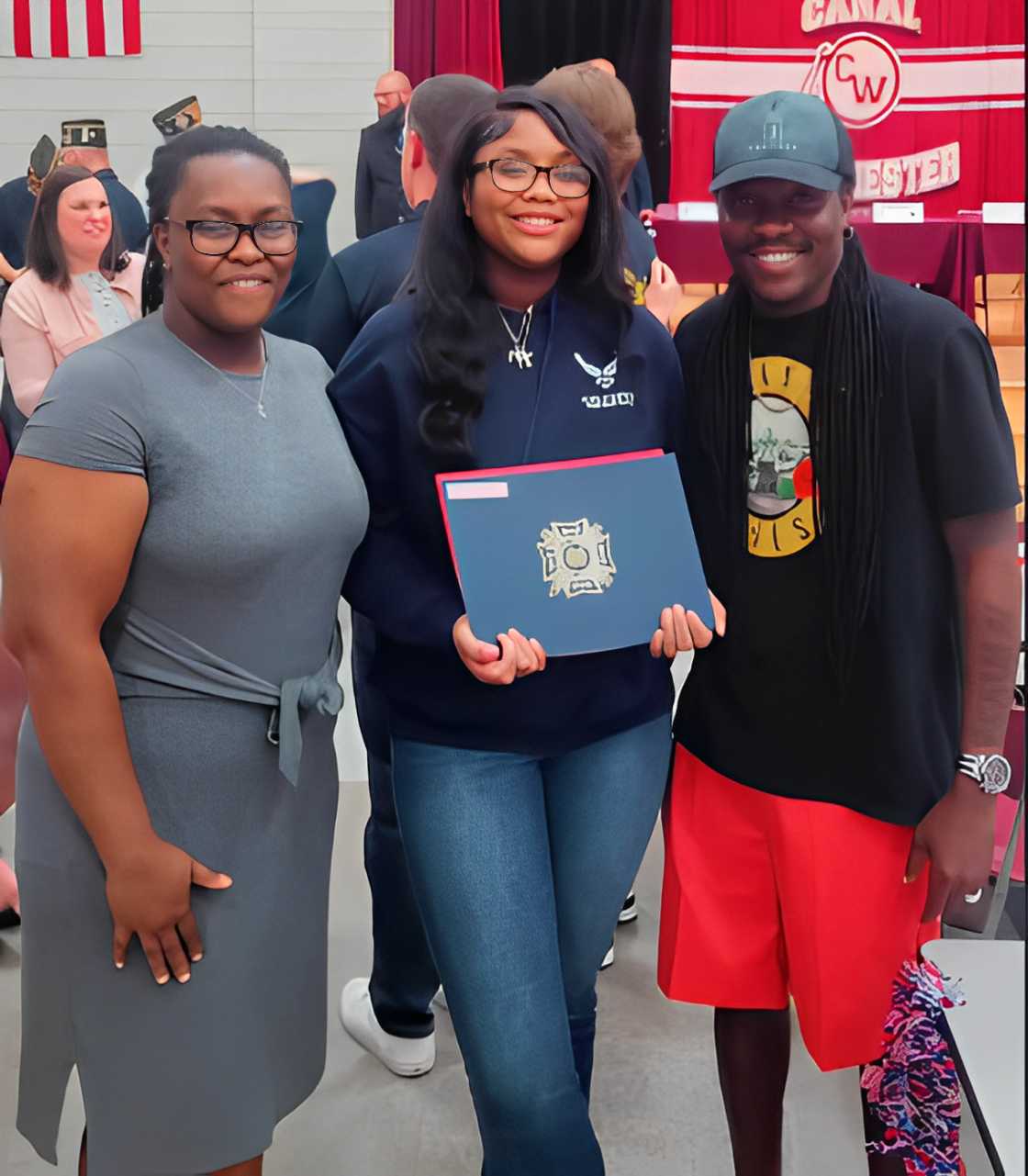 Screwfaze: Ghanaian singer relocates abroad, rejoices as 1st daughter joins US Armed Forces Screwfaze: Ghanaian singer relocates abroad, rejoices as 1st daughter joins US Armed Forces