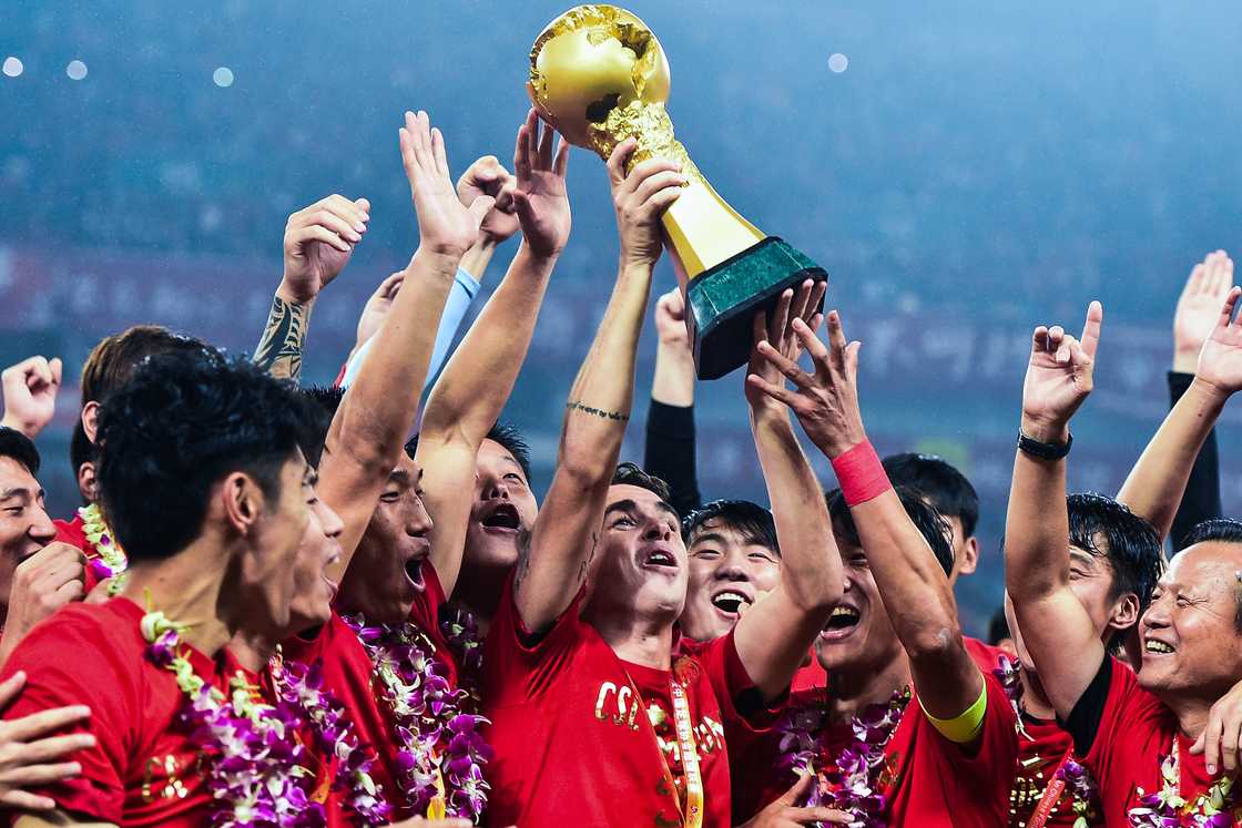 Oscar retires, Oscar highest paid footballer China, Oscar football salary history, Chinese Super League big salaries, footballers who moved to China for money, Oscar news Oscar retires, Oscar highest paid footballer China, Oscar football salary history, Chinese Super League big salaries, footballers who moved to China for money, Oscar news