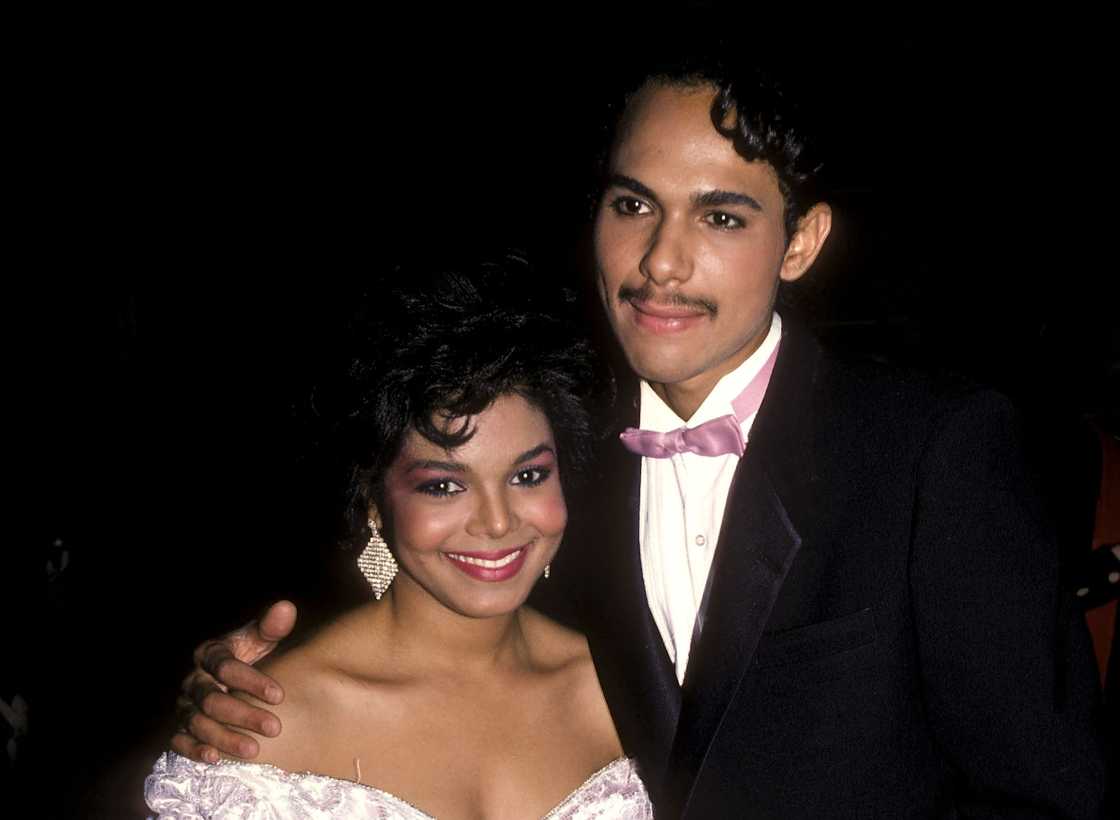 Janet Jackson and James DeBarge at the 12th Annual American Music Awards in Los Angeles. Janet Jackson and James DeBarge at the 12th Annual American Music Awards in Los Angeles.