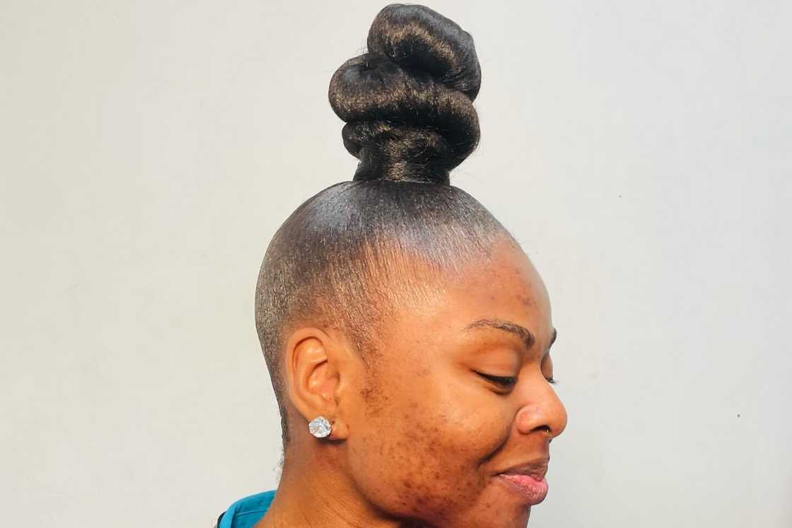 Sleek top knot bun Sleek top knot bun