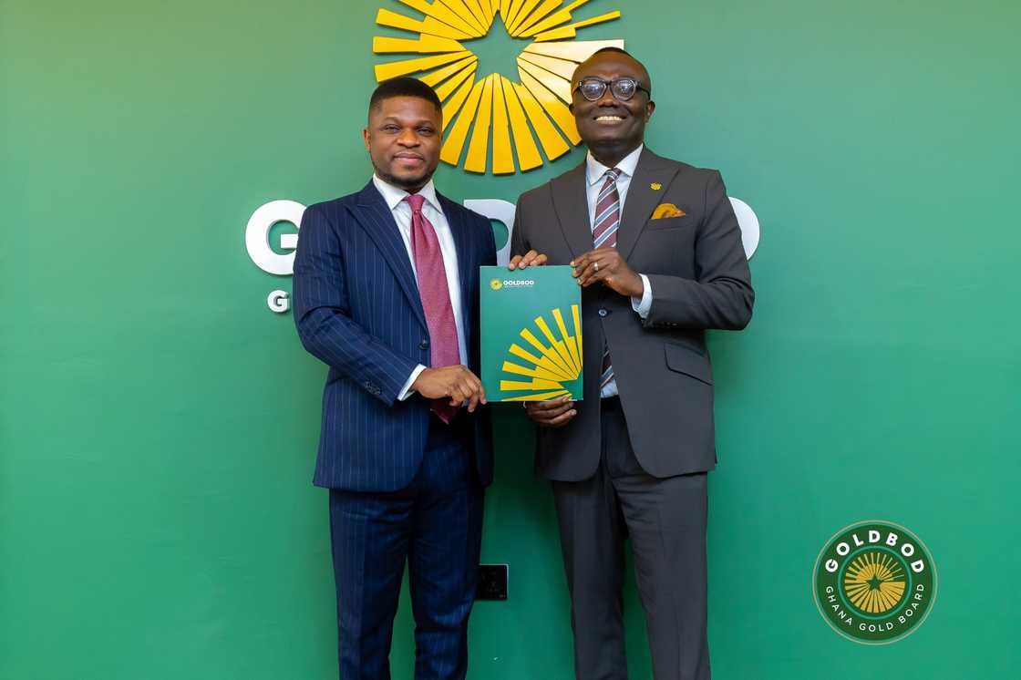 Roselyn Ngissah, Jackie Appiah, Joselyn Dumas's birthday photos, Joselyn Dumas's 45th birthday, Joselyn Dumas' stylish looks, Joselyn Dumas' kente gown, Bola Ray