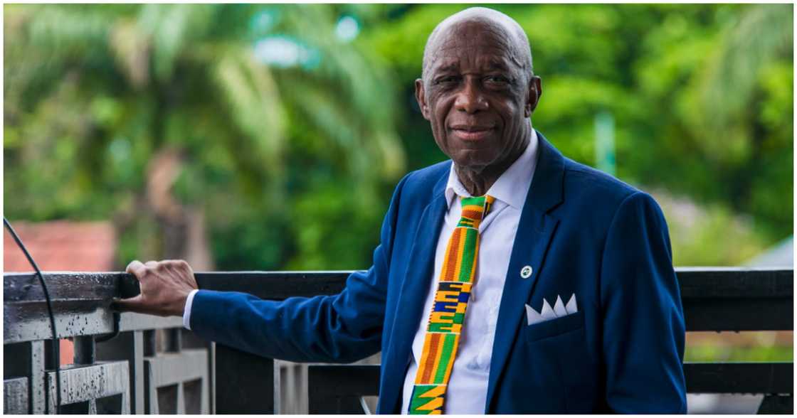 Dr Thomas Owusu Mensah Dr Thomas Owusu Mensah