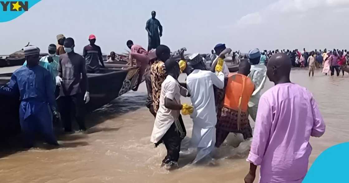 Around 40 people feared dead, overloaded wooden canoe capsized, Gorau town, the Goronyo Local Government Area, Sokoto State, in northern Nigeria.