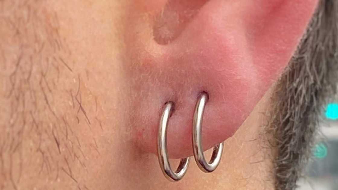 Double lobe ear piercing Double lobe ear piercing