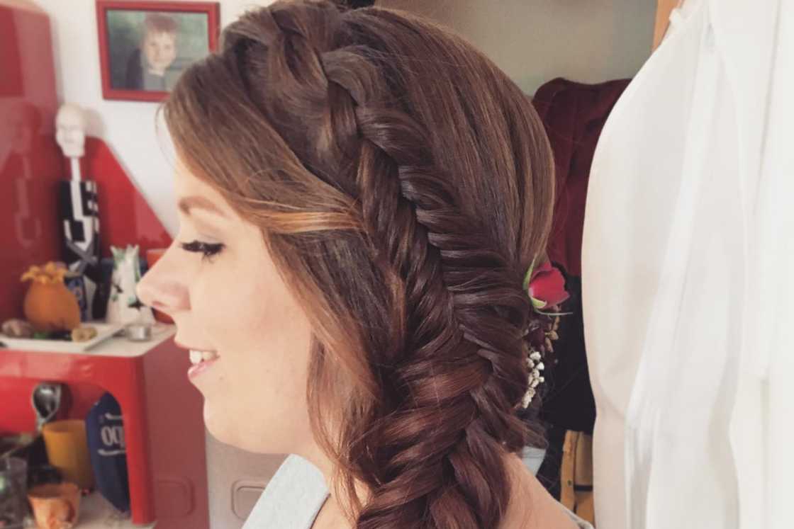 graduation hairstyles graduation hairstyles