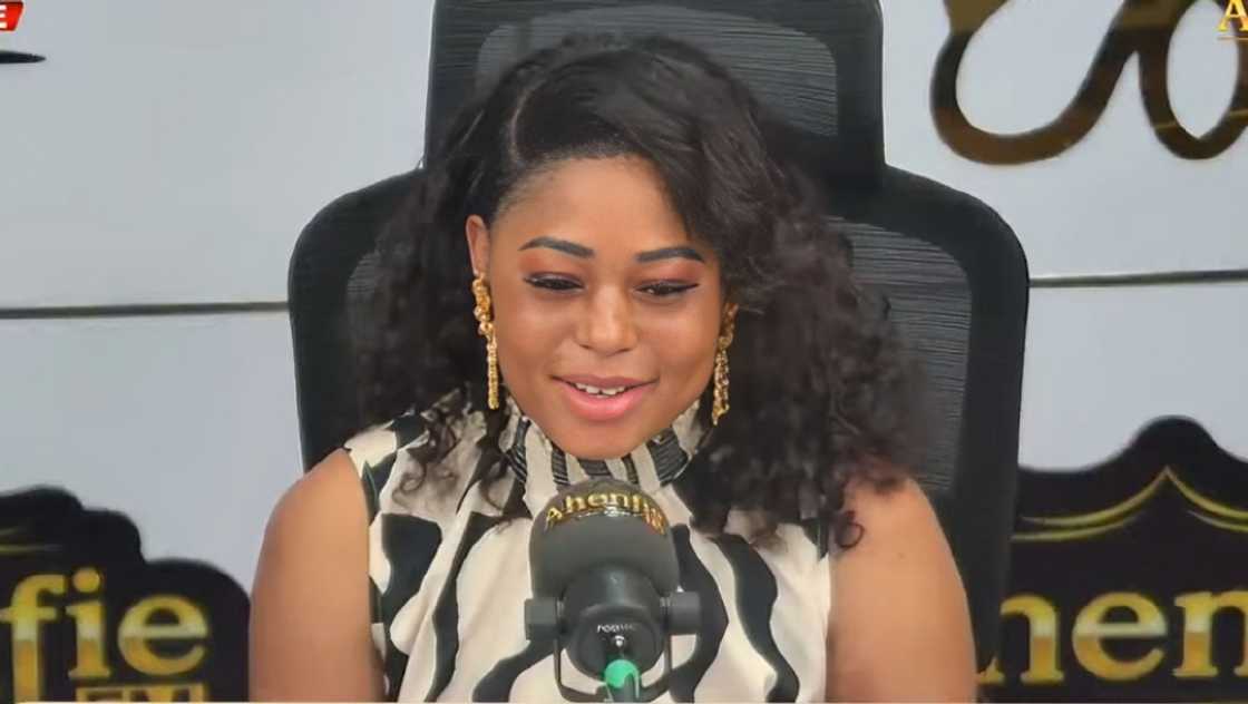 Ghana, Mary, Ahenfie Media, Oheneni Adazoa, live radio, marriage search, relationship, dating, single life, Ghanaian woman, husband search, diaspora marriage