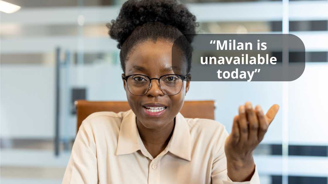 A woman explaining with hand signs