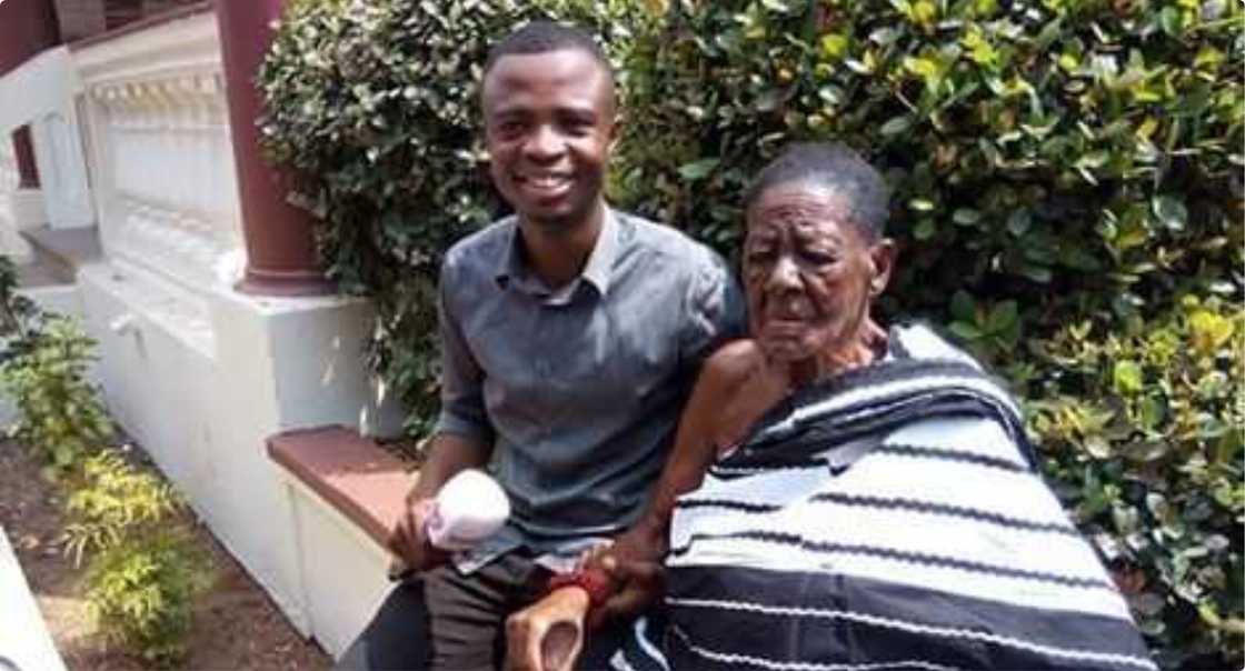 Meet the 130-year-old traditional wife Asantehene Otumfuo Osei Tutu II Meet the 130-year-old traditional wife Asantehene Otumfuo Osei Tutu II