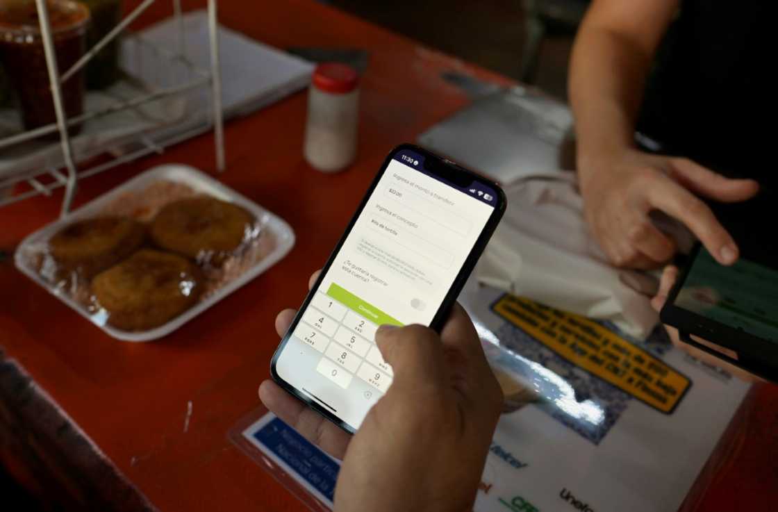 The app allows tortilla sellers to charge customers using cards, QR codes or a mobile phone number