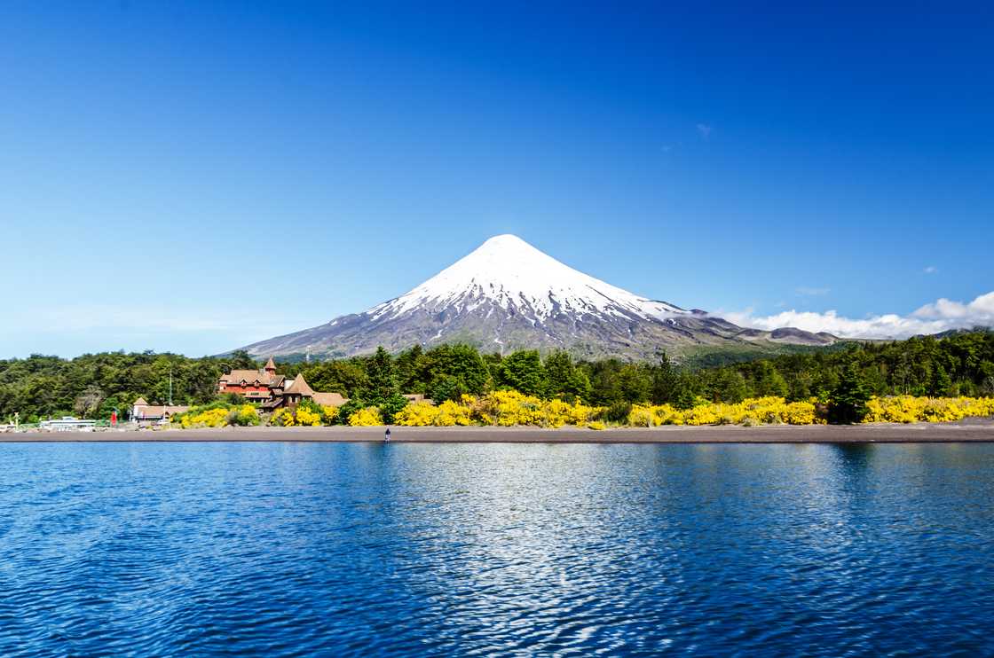 The Osorno volcano and Llanquihue Lake The Osorno volcano and Llanquihue Lake