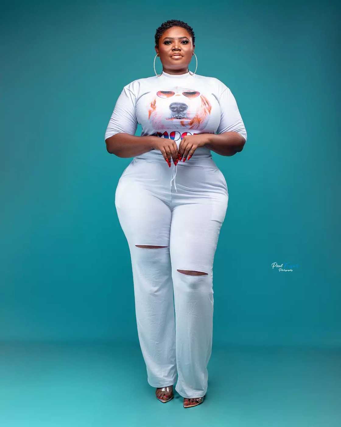 Safina Haroun: Kumawood actress drops beautiful Photo to celebrate new month